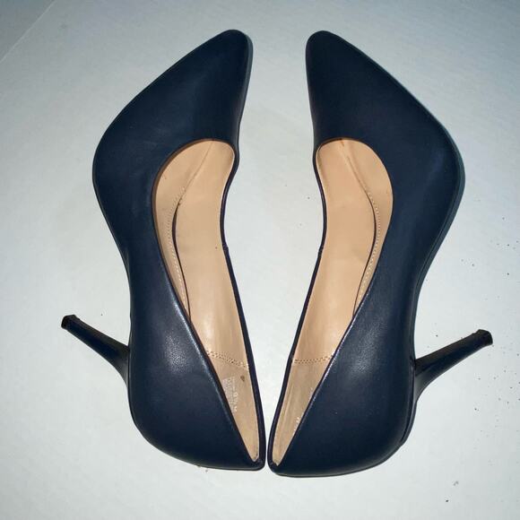 THE LIMITED Navy Blue Pointed Toe Heels SIZE 9.5 M Career Leather Pumps - Picture 4 of 10